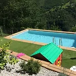 Con Piscina Garzeno