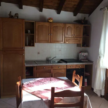Con Piscina Ferienhaus