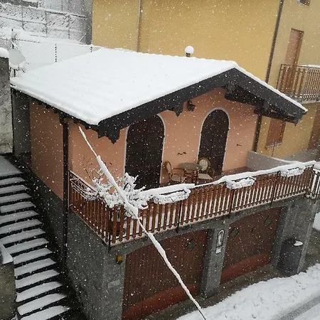 Con Piscina Ferienhaus Garzeno