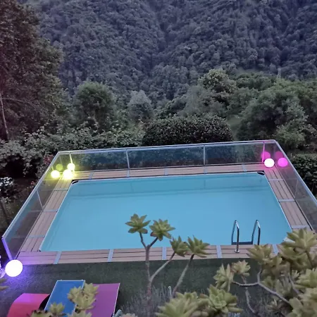 Con Piscina Ferienhaus *