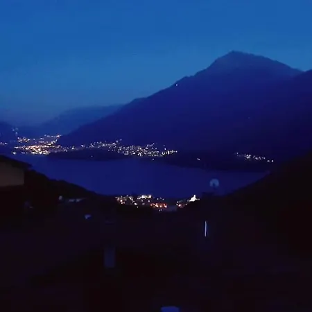 度假居 Con Piscina *