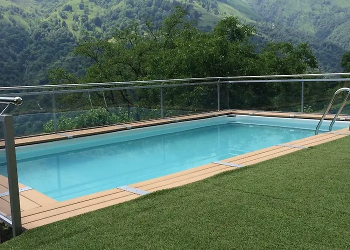 Con Piscina Сasa de vacaciones *