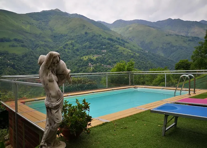 Con Piscina Сasa de vacaciones Garzeno