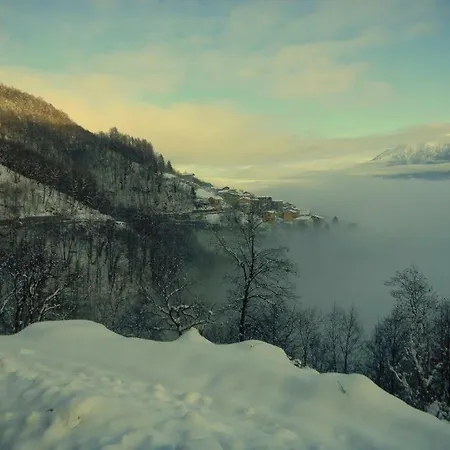 Dom wakacyjny Con Piscina *